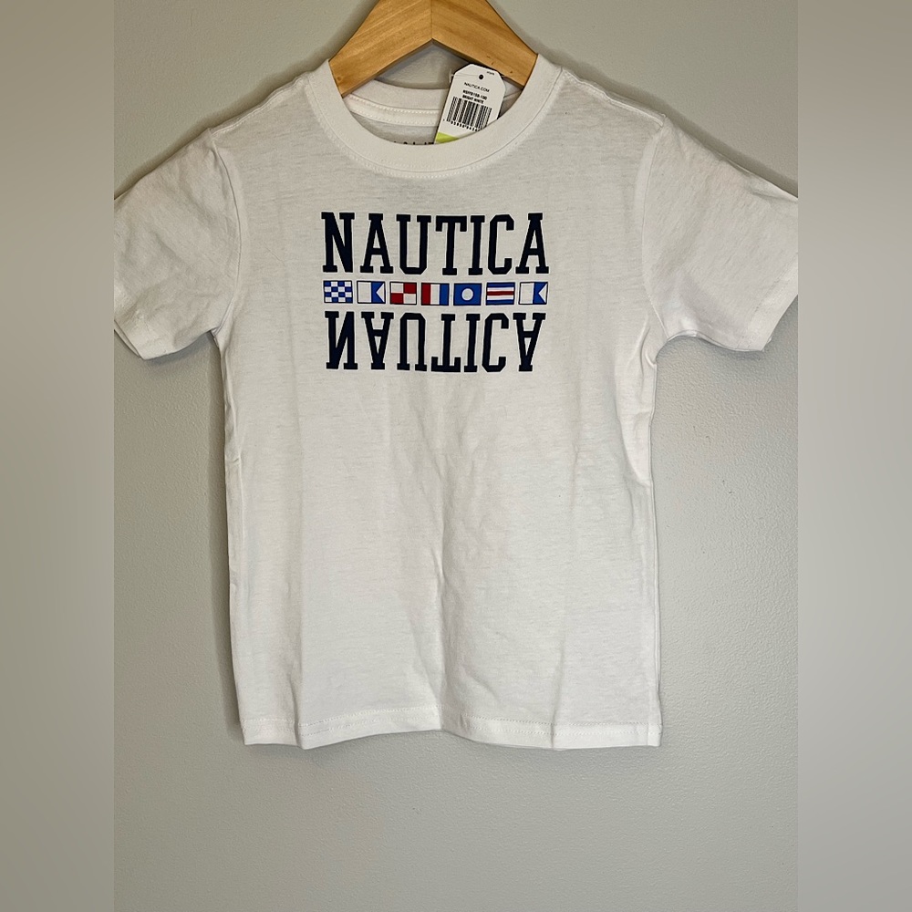 Nautica boys tshirt size 4T brand new !